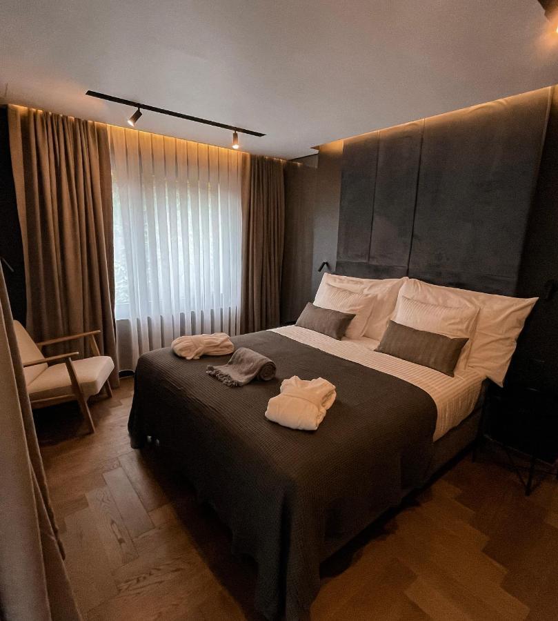 Black Diamond Apartment Цюрих Екстериор снимка
